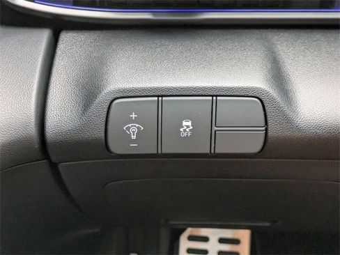 Used 2025 Hyundai Elantra N image 27