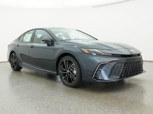 New 2026 Toyota Camry XSE FWD image 29