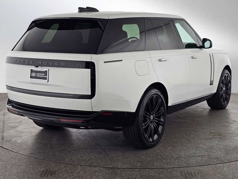 Used 2024 Land Rover Range Rover Autobiography AWD/4WD image 5