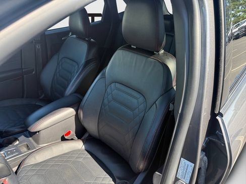 Used 2024 Ford Escape ST-Line Elite w/ Premium Technology Package AWD/4WD image 26
