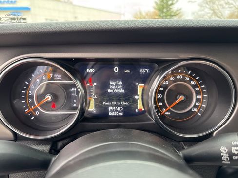 Used 2021 Jeep Wrangler Sport w/ Technology Group AWD/4WD image 20