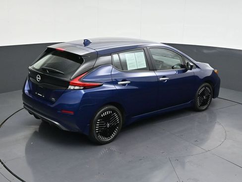 Used 2023 Nissan Leaf SV Plus image 21