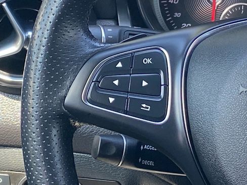 Used 2019 Mercedes-Benz GLA 250 GLA 250 image 7