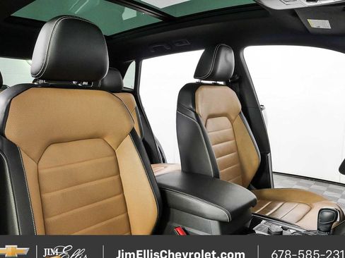 Used 2022 Volkswagen Atlas Cross Sport SEL Premium R-Line AWD/4WD image 22
