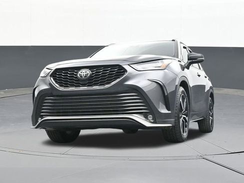 Used 2022 Toyota Highlander XSE image 52