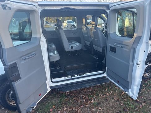 Used 2017 Ford Transit 150 XL image 25