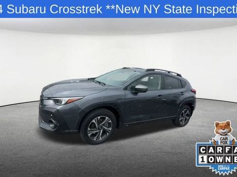 Used 2024 Subaru Crosstrek 2.0i Premium image 4