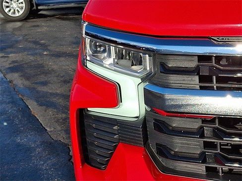 Certified 2023 Chevrolet Silverado 1500 LT image 11