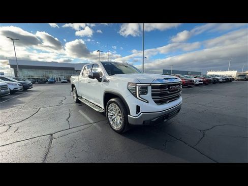 Used 2023 GMC Sierra 1500 SLT w/ SLT Premium Package image 2