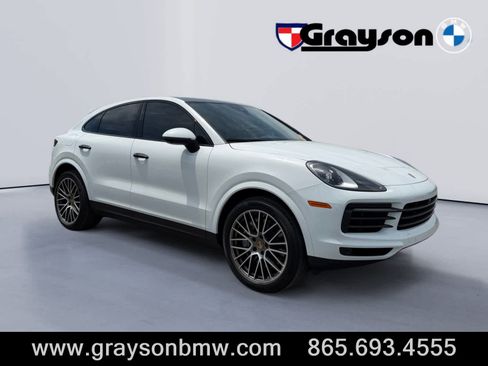 Used 2023 Porsche Cayenne Platinum Edition AWD/4WD image 1