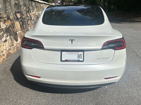 Used 2022 Tesla Model 3 Long Range image 8