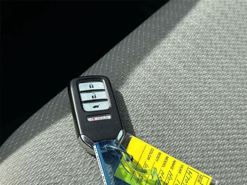 Used 2018 Honda HR-V EX image 30