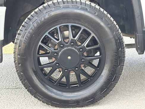 Used 2021 Chevrolet Silverado 3500 LTZ w/ LTZ Texas Edition image 5