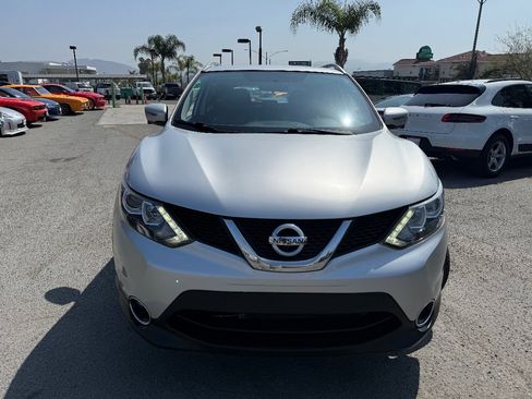 Used 2017 Nissan Rogue Sport SL FWD image 3