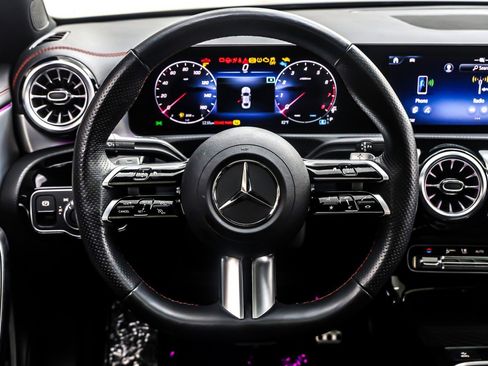 Used 2024 Mercedes-Benz CLA 250 image 18