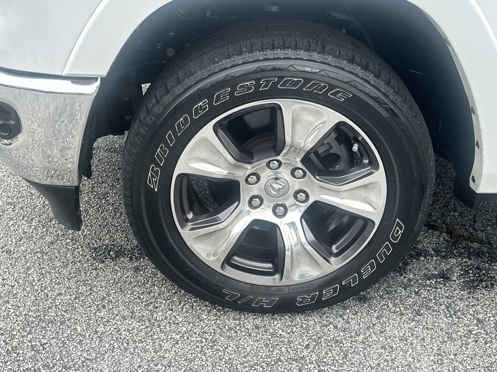 Used 2022 RAM 1500 Laramie AWD/4WD image 11