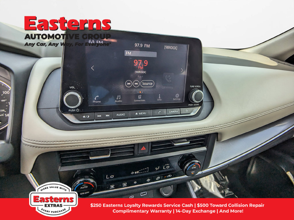 Used 2023 Nissan Rogue SV AWD/4WD image 23