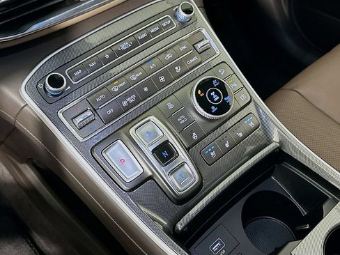 Certified 2023 Hyundai Santa Fe Limited AWD/4WD image 17
