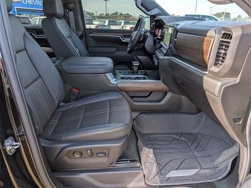 Used 2025 Chevrolet Silverado 1500 High Country w/ High Country Premium Package image 39