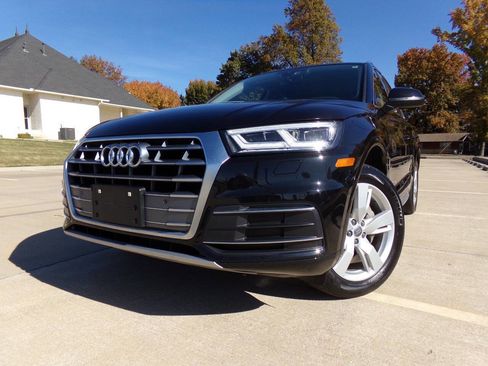 Used 2019 Audi Q5 2.0T Premium Plus w/ Premium Plus Package image 6