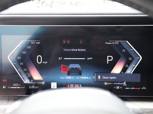 Used 2024 BMW 760i xDrive image 19