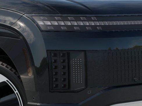 New 2026 Hyundai Ioniq 9 Limited image 9