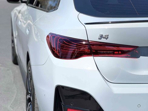 Used 2025 BMW i4 eDrive40 w/ M Sport Package RWD image 27