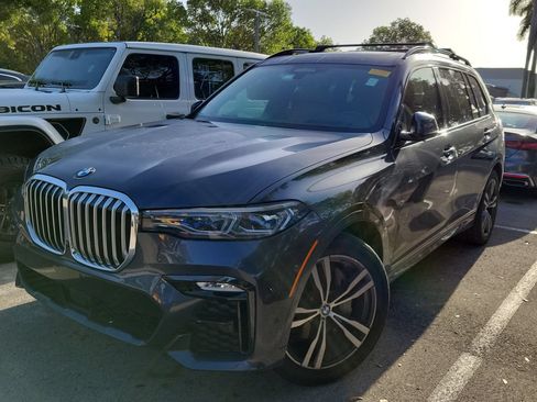 Used 2019 BMW X7 xDrive50i w/ M Sport Package AWD/4WD image 3