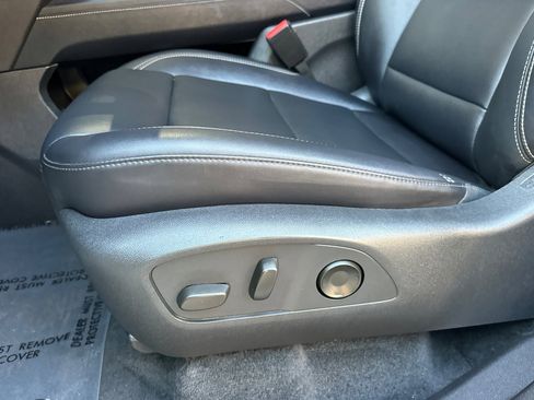 Certified 2024 GMC Acadia Elevation image 13