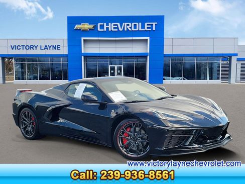 Used 2024 Chevrolet Corvette Stingray Premium Conv w/ Z51 Performance Package RWD image 1