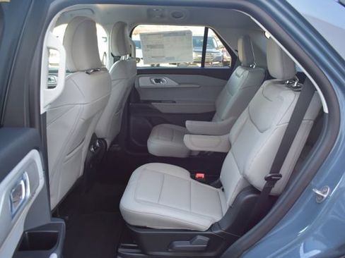 New 2026 Ford Explorer Active w/ Active Comfort Package image 33