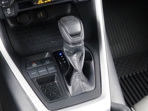 Used 2023 Toyota RAV4 XLE image 25