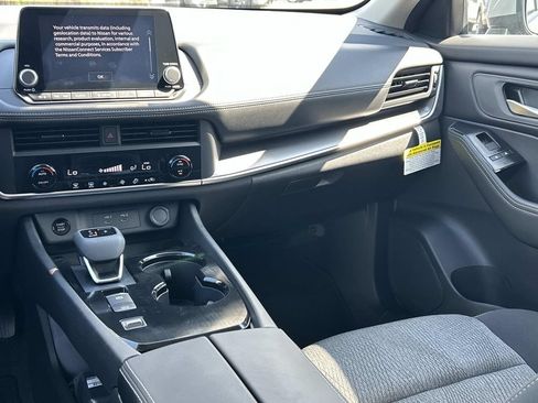 New 2026 Nissan Rogue SV FWD image 23