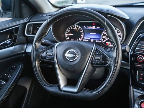 Used 2023 Nissan Maxima SV w/ Floor Mat Group image 17