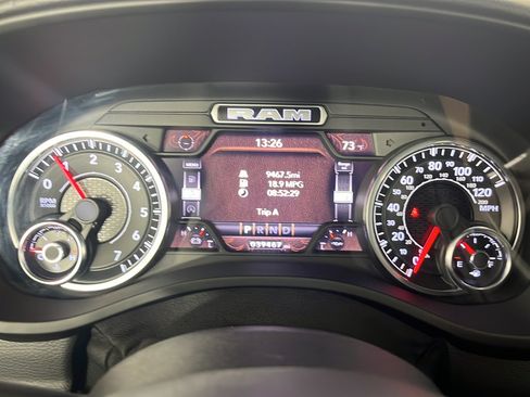Used 2022 RAM 1500 Big Horn AWD/4WD image 18