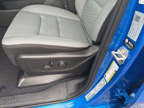New 2025 RAM 1500 Big Horn AWD/4WD image 19