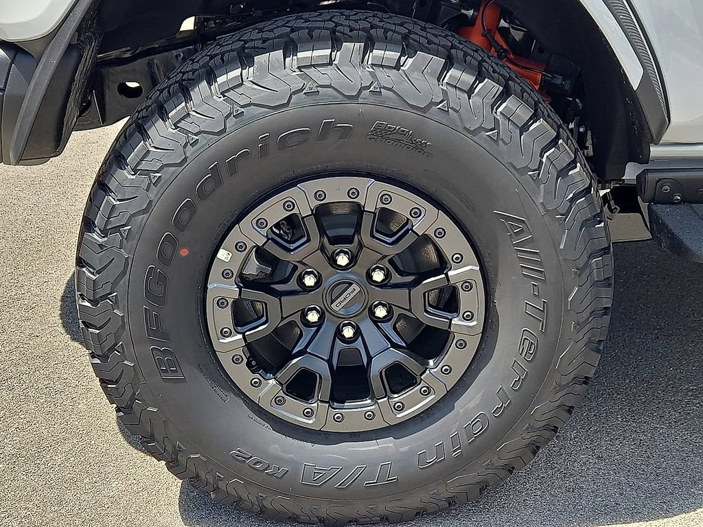 New 2026 Ford Bronco Raptor w/ Interior Carbon Fiber Pack AWD/4WD image 7