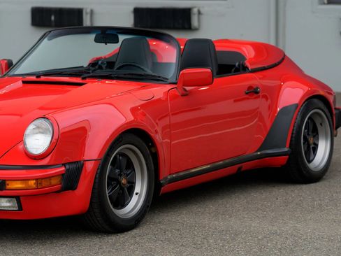 Used 1989 Porsche 911 Carrera RWD image 42