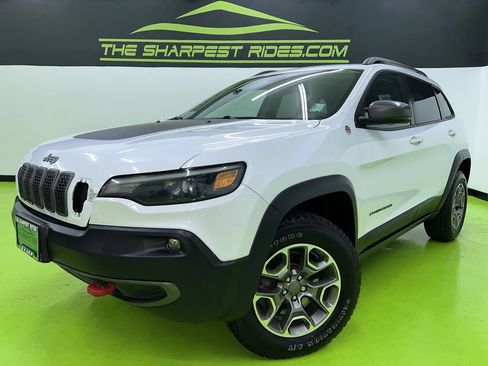 Used 2020 Jeep Cherokee Trailhawk w/ Comfort/Convenience Group AWD/4WD image 1