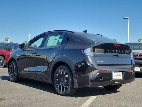 New 2026 Nissan Leaf Platinum+ w/ Illuminated Package FWD image 2
