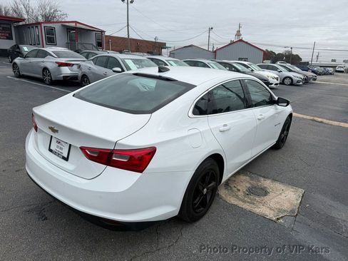Used 2022 Chevrolet Malibu LS w/ Driver Confidence Package II image 5