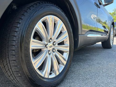 Used 2020 Ford Explorer Limited w/ Class III Trailer Tow Package RWD image 13