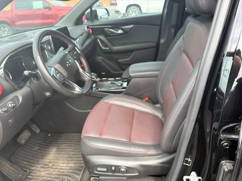 Used 2025 Chevrolet Blazer RS w/ Enhanced Convenience Package AWD/4WD image 8