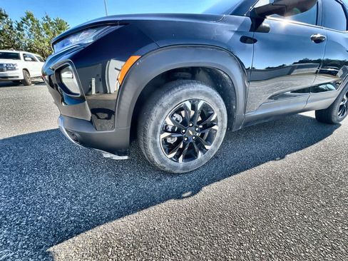 Used 2023 Chevrolet TrailBlazer LT w/ Convenience Package image 31