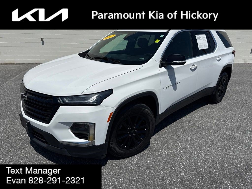 Used 2023 Chevrolet Traverse LT AWD/4WD image 1
