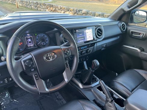 Used 2021 Toyota Tacoma TRD Pro image 25