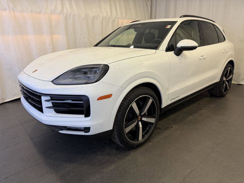 New 2026 Porsche Cayenne image 1