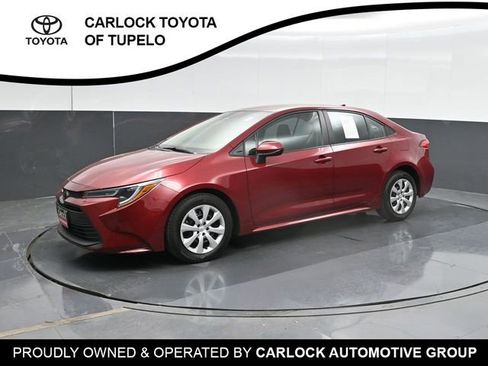 Used 2024 Toyota Corolla LE FWD image 1