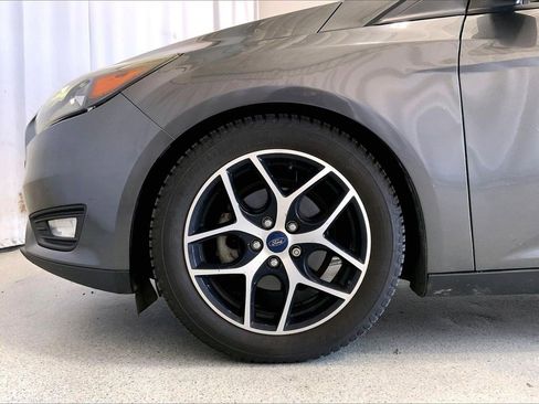 Used 2018 Ford Focus SEL image 6