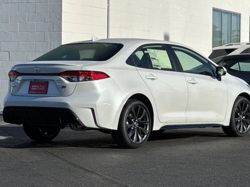 New 2026 Toyota Corolla SE image 3